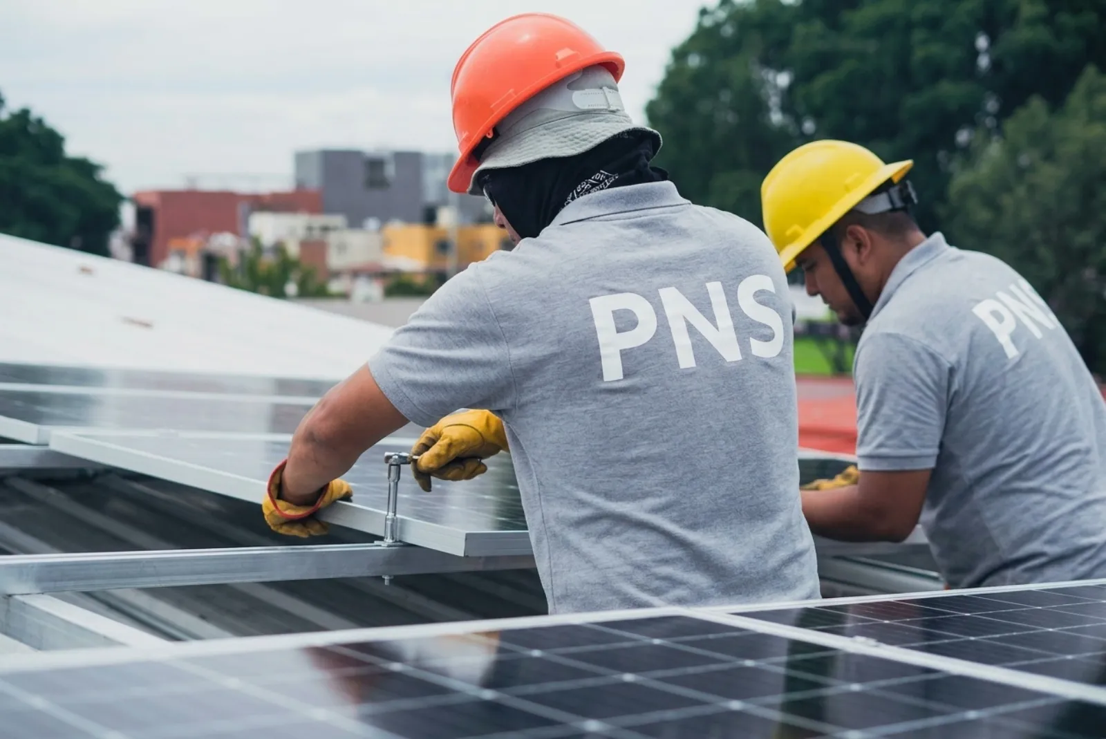 Deux à quatre mois, dont trois semaines de chantier Deux à quatre mois, dont trois semaines de chantier